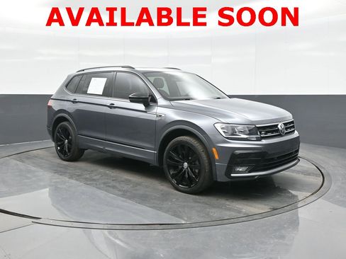 Used 2021 Volkswagen Tiguan SE R-Line image 1