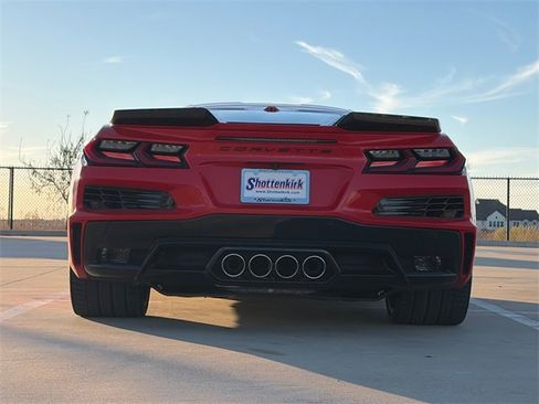 Used 2024 Chevrolet Corvette Z06 image 8