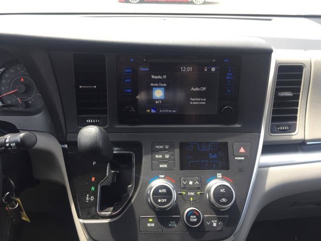 Used 2015 Toyota Sienna LE FWD image 14