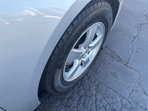 Used 2016 Chevrolet Cruze LT image 7