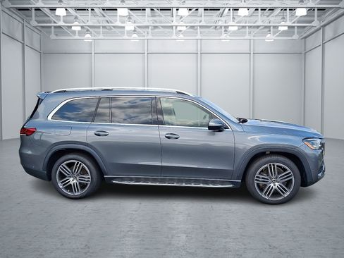 Certified 2023 Mercedes-Benz GLS 450 4MATIC image 7