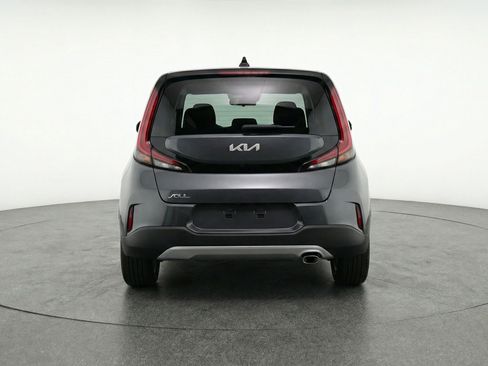 Used 2025 Kia Soul LX w/ LX Technology Package FWD image 7