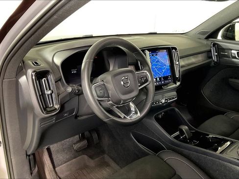 Used 2023 Volvo XC40 Recharge Ultimate w/ Protection Package Premier AWD/4WD image 14