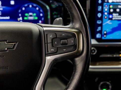 Used 2023 Chevrolet Silverado 1500 RST AWD/4WD image 45