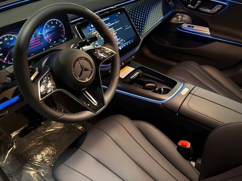 New 2027 Mercedes-Benz E 350 Sedan image 9