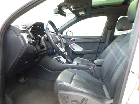 Used 2024 Audi Q3 2.0T Premium AWD/4WD image 5