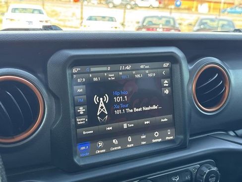 Used 2022 Jeep Gladiator Mojave w/ Trailer Tow Package image 19