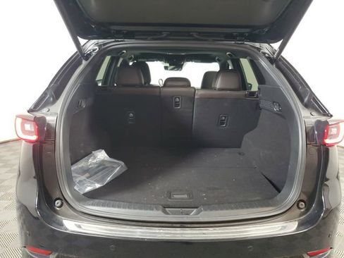 Certified 2025 MAZDA CX-5 Signature image 9