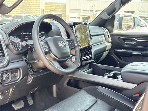 Used 2025 RAM 1500 Laramie AWD/4WD image 10