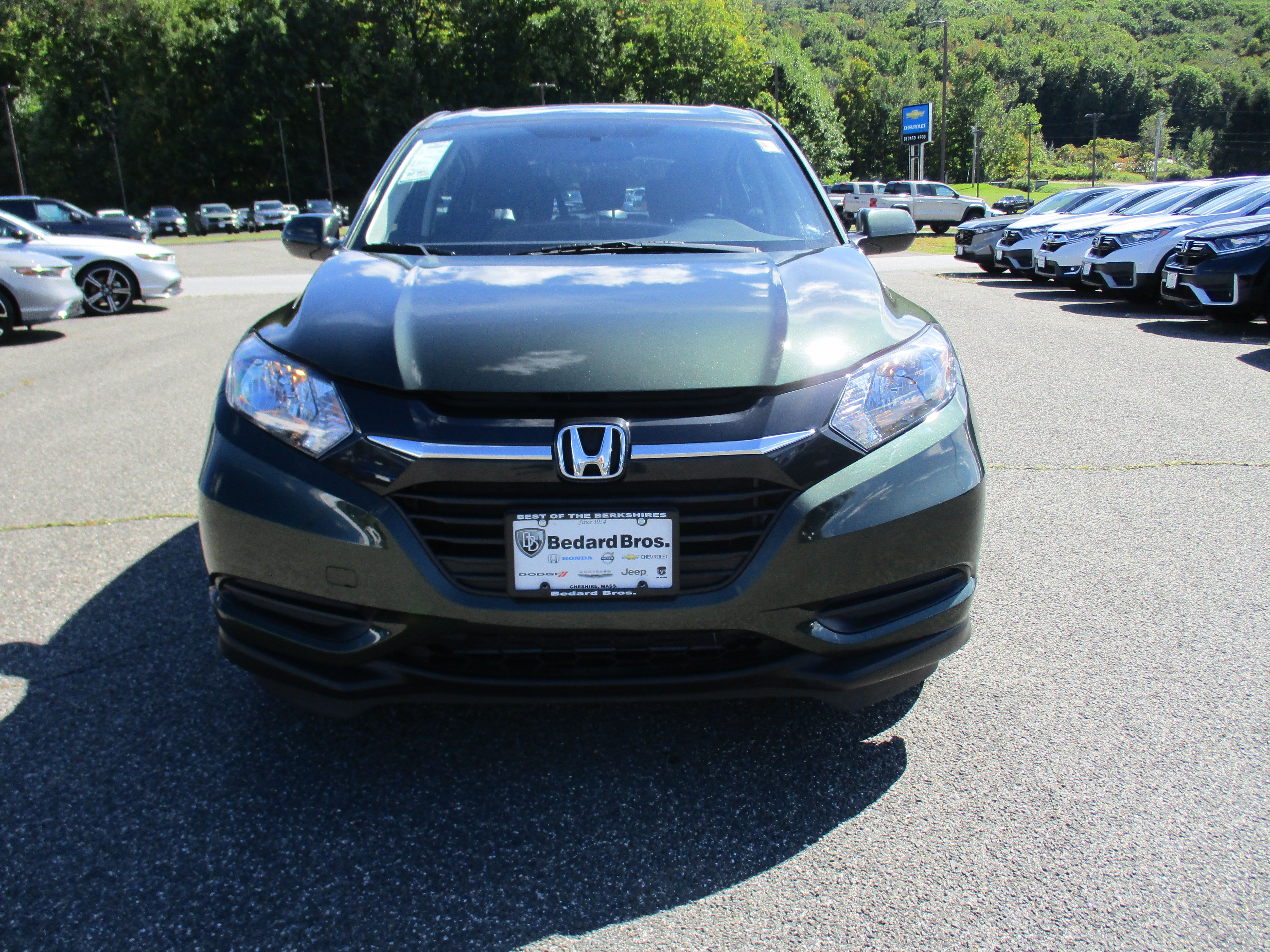 Used 2017 Honda HR-V LX image 2