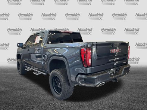 Used 2022 GMC Sierra 1500 AT4 w/ AT4 Preferred Package AWD/4WD image 8