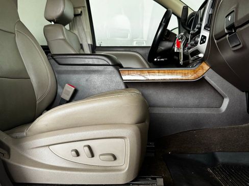 Used 2014 GMC Sierra 1500 SLT w/ SLT Crew Cab Value Package image 4