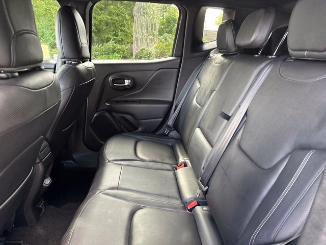 Used 2020 Jeep Renegade Altitude AWD/4WD image 18