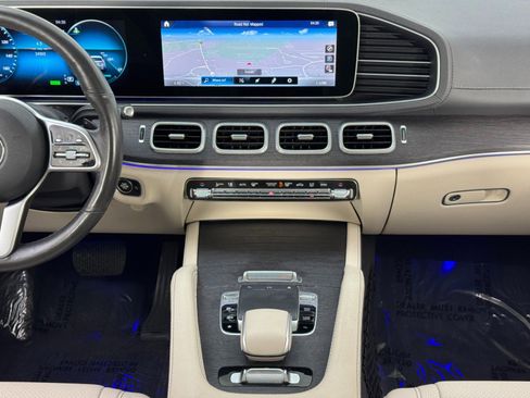 Used 2020 Mercedes-Benz GLS 450 4MATIC w/ Convenience Package image 26