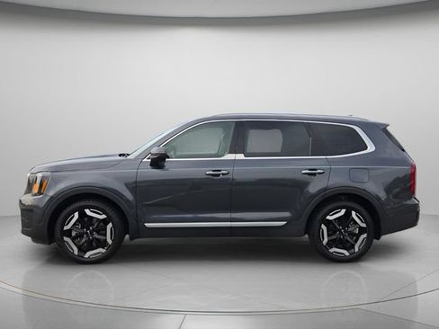 Used 2024 Kia Telluride S w/ S Sunroof Package AWD/4WD image 3