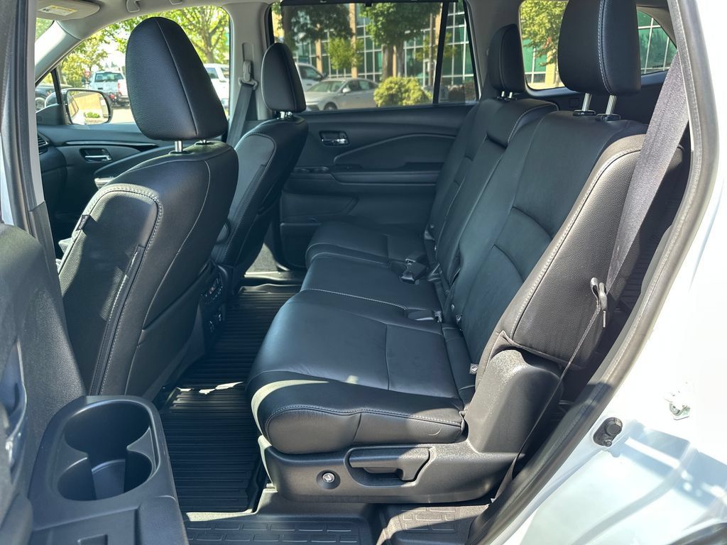 Used 2022 Honda Pilot Touring image 15