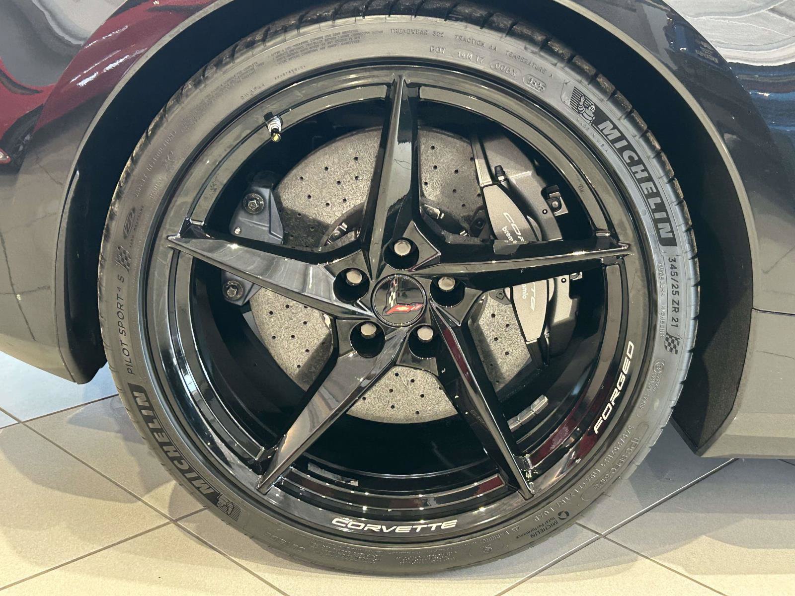 Used 2024 Chevrolet Corvette E-Ray AWD/4WD image 10