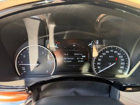 Used 2019 Cadillac XT5 Platinum AWD/4WD image 14