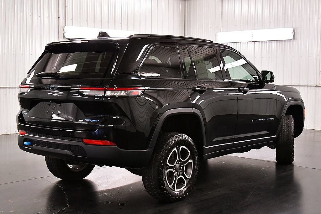 Used 2023 Jeep Grand Cherokee Trailhawk AWD/4WD image 7