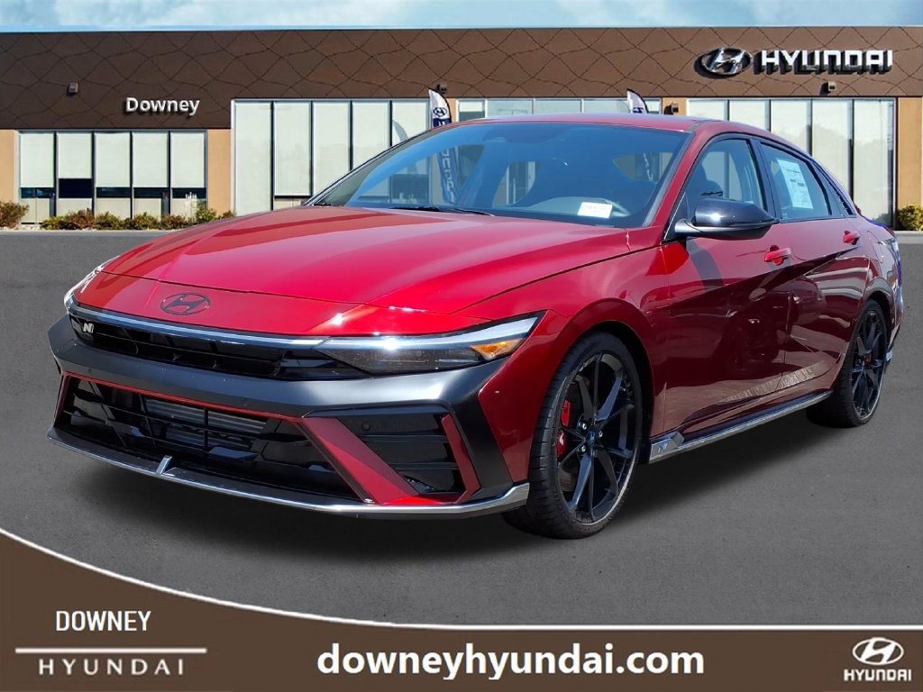 Used 2025 Hyundai Elantra N FWD image 1