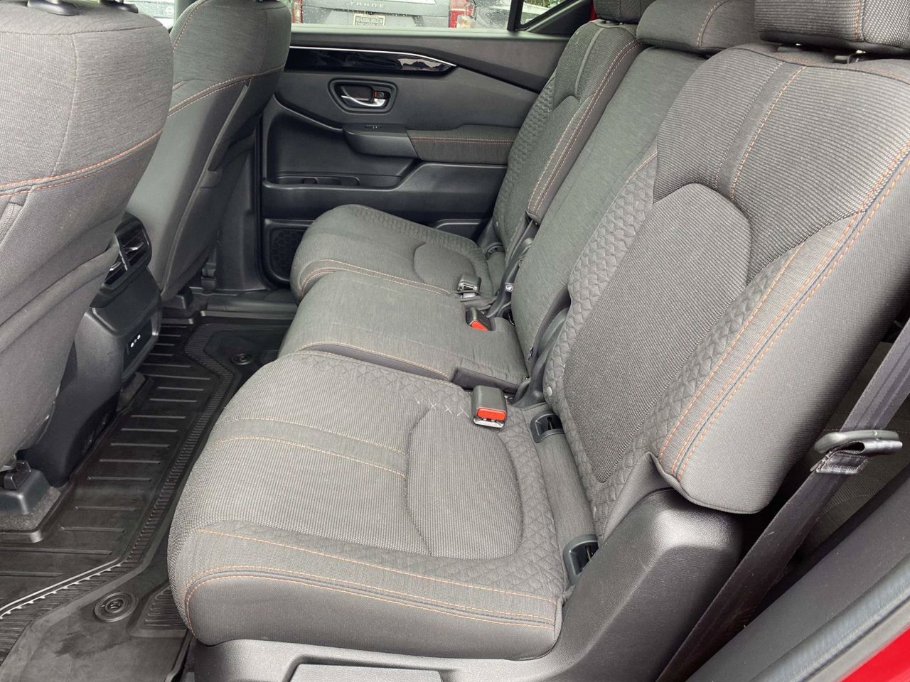 Used 2025 Honda Pilot Sport image 21