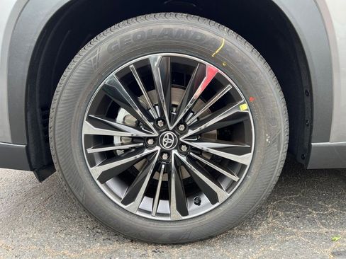 New 2026 Toyota Grand Highlander AWD Hybrid image 6