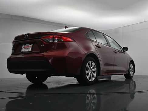 Used 2024 Toyota Corolla LE FWD image 37