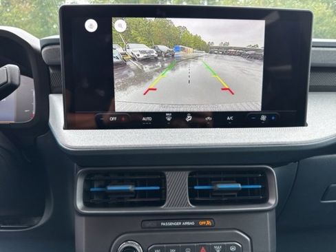 New 2025 Ford Maverick XLT image 17