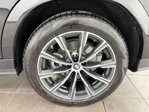 Used 2024 BMW X6 xDrive40i w/ Premium Package AWD/4WD image 39
