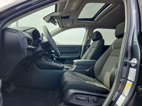 Certified 2023 Honda CR-V EX image 13