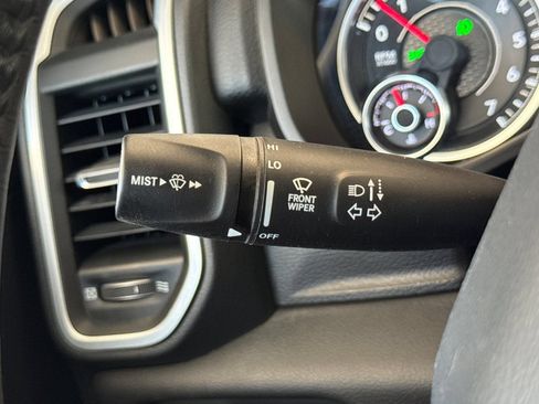 Used 2023 RAM 1500 Big Horn AWD/4WD image 34
