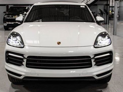 Used 2023 Porsche Cayenne S Platinum image 3