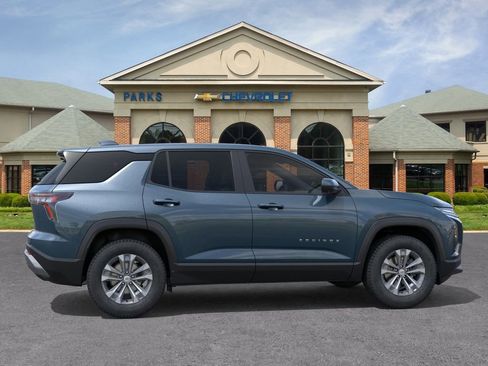 New 2026 Chevrolet Equinox LT FWD image 6