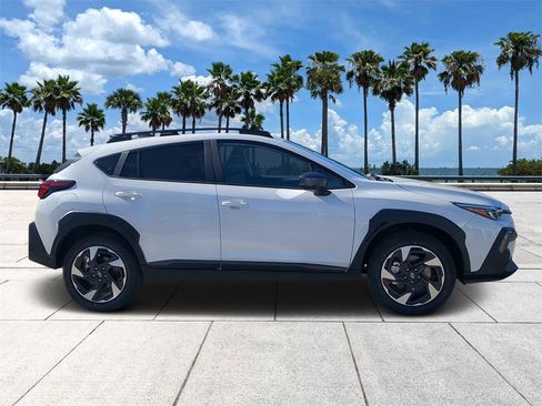 New 2026 Subaru Crosstrek 2.5i Limited image 3
