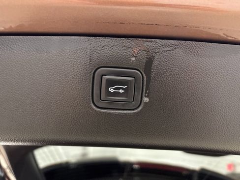 Used 2023 Chevrolet Blazer Premier w/ Driver Confidence II Package image 35