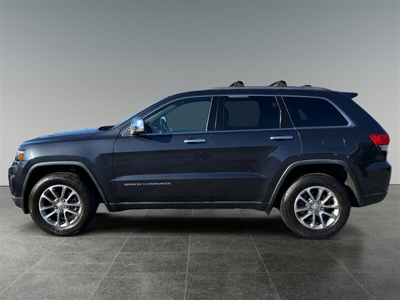 Used 2016 Jeep Grand Cherokee Limited RWD image 2