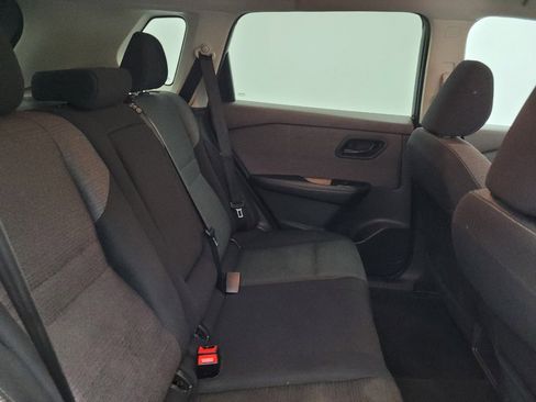 Used 2021 Nissan Rogue S AWD/4WD image 19