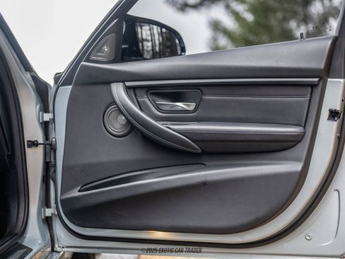 Used 2018 BMW M3 image 38