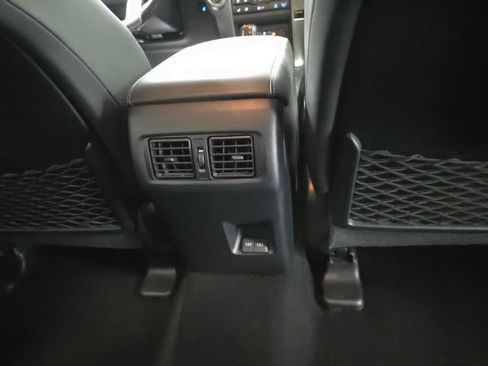 Certified 2024 Toyota 4Runner Limited AWD/4WD image 11