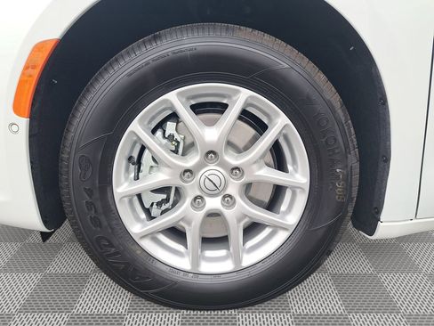 New 2026 Chrysler Pacifica Select image 10