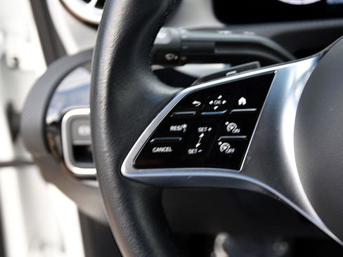 Used 2025 Mercedes-Benz CLA 250 image 9