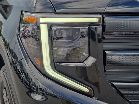 New 2026 GMC Sierra 1500 Elevation w/ LPO, Elevation Black Package image 10