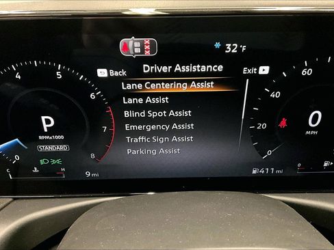 New 2026 Nissan Sentra SR w/ SR Premium Package FWD image 28
