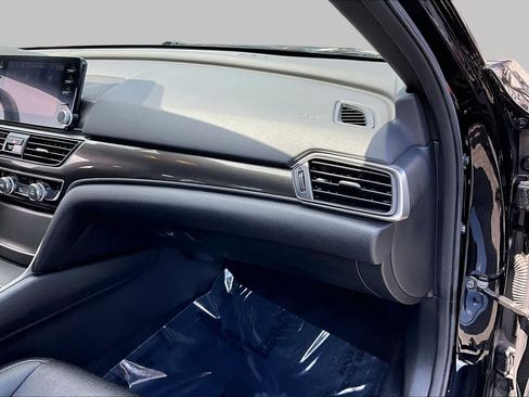 Used 2022 Honda Accord Sport image 19