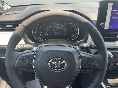 New 2025 Toyota RAV4 XLE Premium image 18