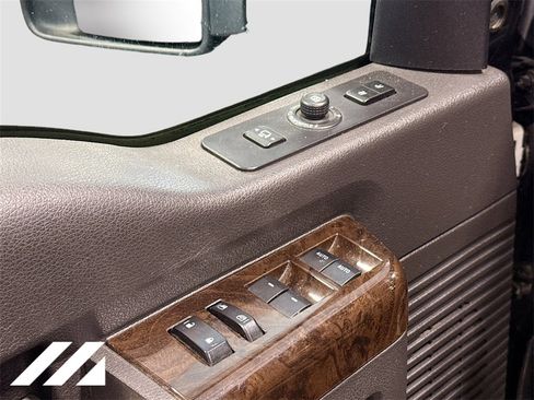 Used 2015 Ford F350 Platinum image 19