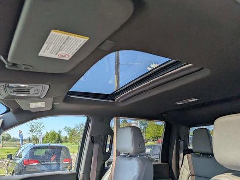 Used 2020 GMC Sierra 2500 SLT w/ SLT Premium Plus Package AWD/4WD image 17