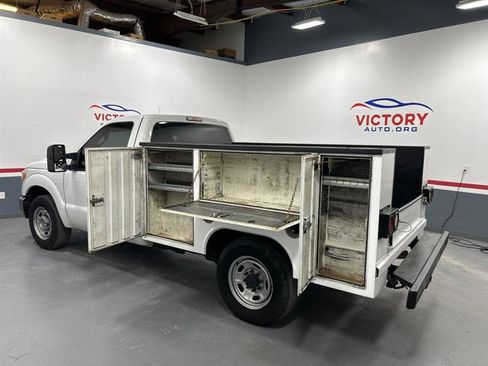 Used 2011 Ford F250 XL w/ XL Value Pkg image 8