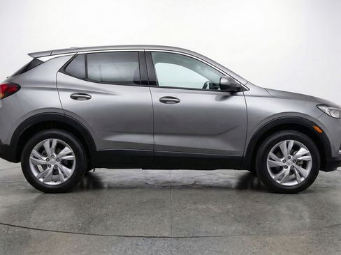 Used 2025 Buick Encore GX Preferred AWD/4WD image 11