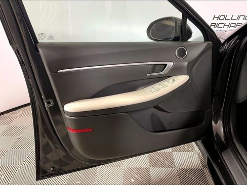 Used 2025 Hyundai Sonata SEL FWD image 18